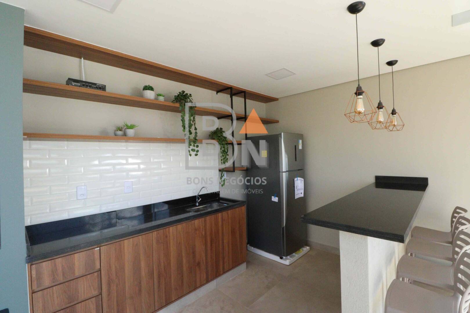 Apartamento à venda com 2 quartos, 40m² - Foto 4